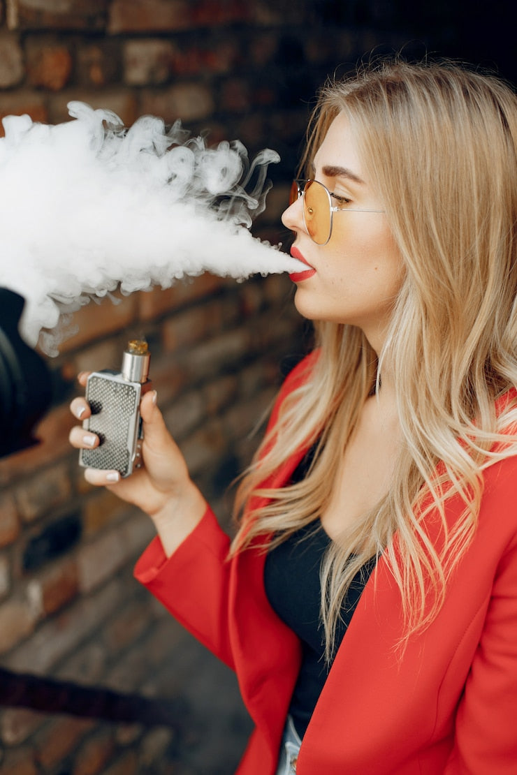🚀你不知道的VAPE世界：10個電子煙冷知識與熱門迷思大揭密！